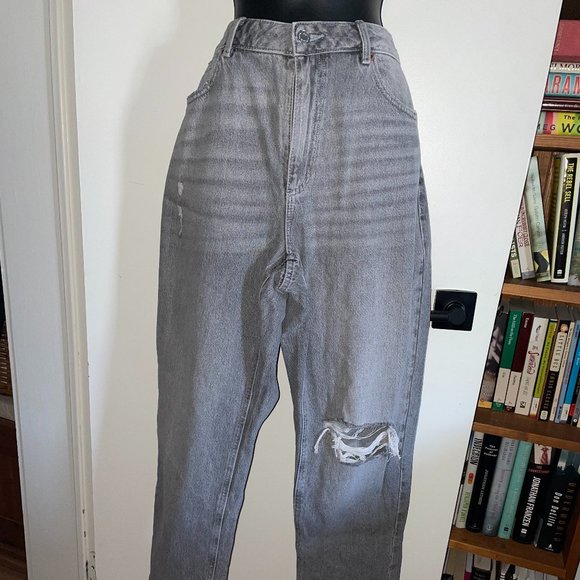 Dynamite Claudia Ultra High Waist Distressed Grey Mom Jeans Size 29 - Picture 1 of 5
